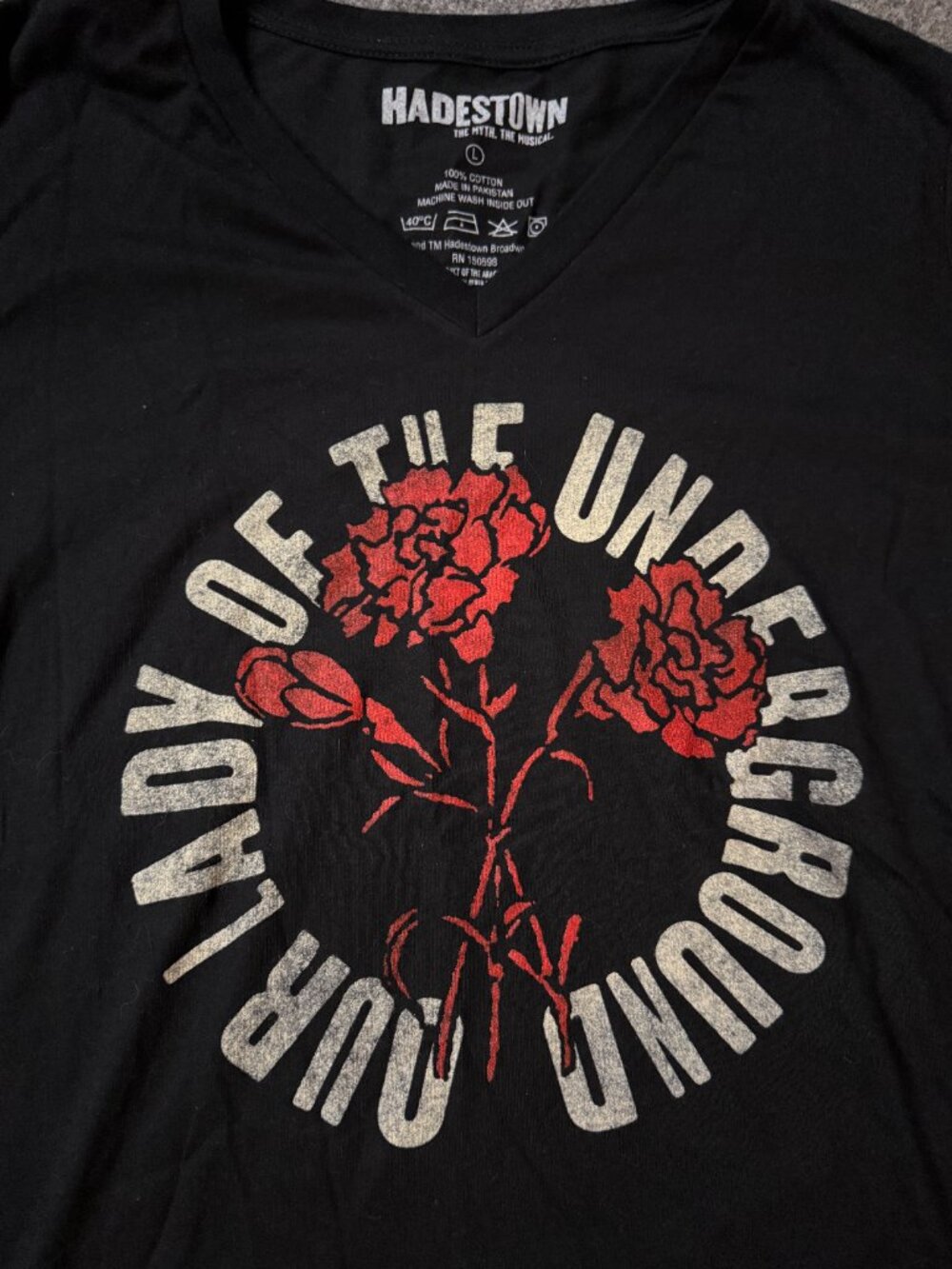 Hadestown Broadway V-neck T-shirt Black Size Large NWOT - Picture 3 of 4
